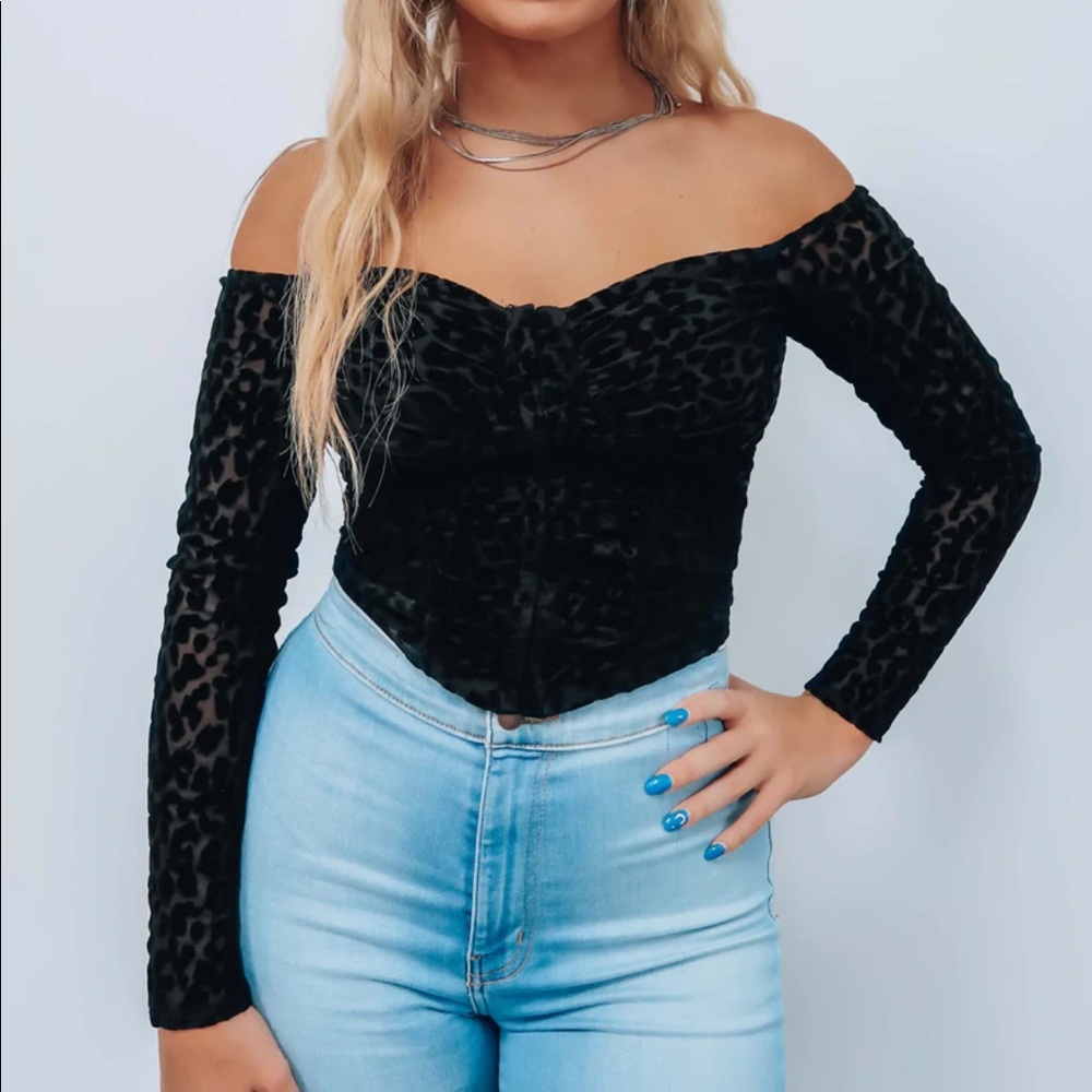 Understate crop top from Shop Hopes!